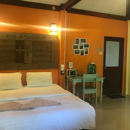 Chomjan Resort Koh Phayam Exterior foto